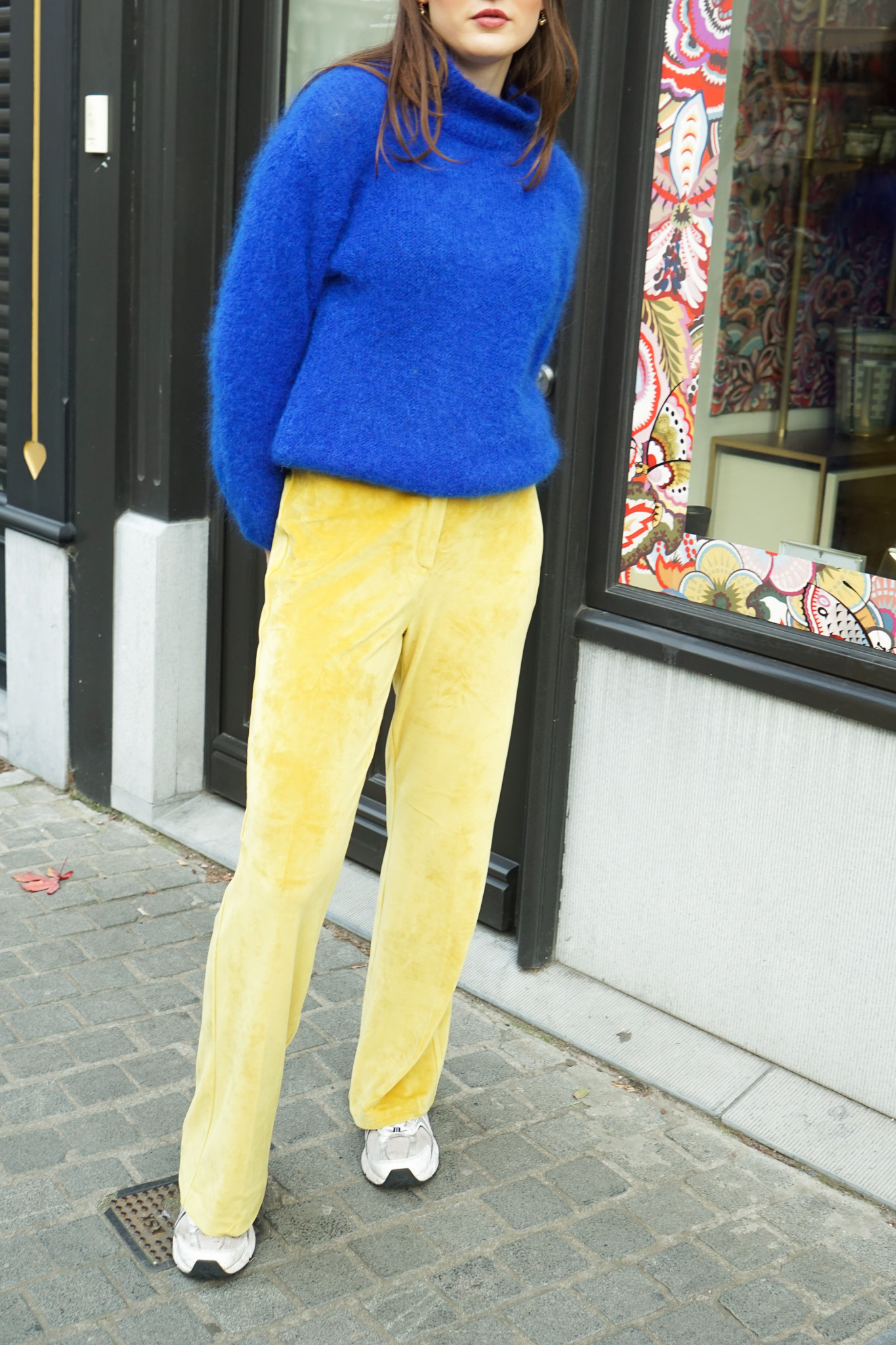 Image Poppy fluweel broek mosterd kleur