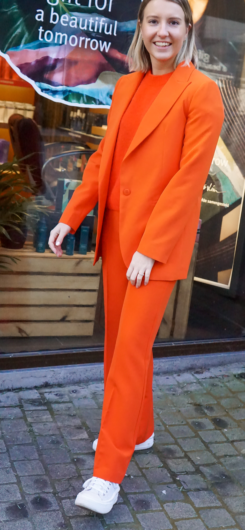 Image Amy blazer in funky orange