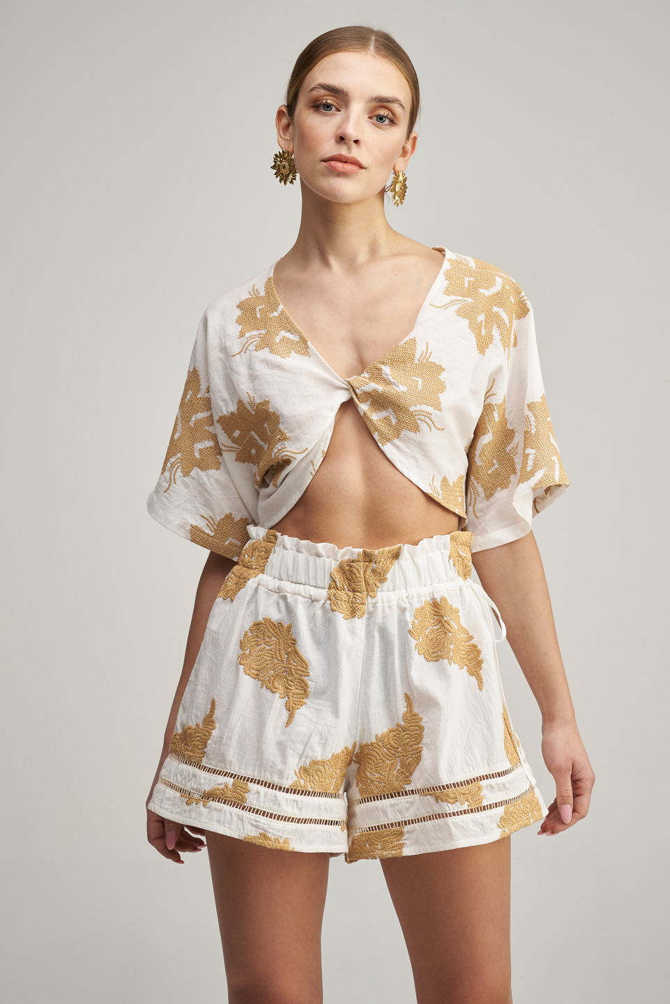 Image Babba top wit/marron embroidered