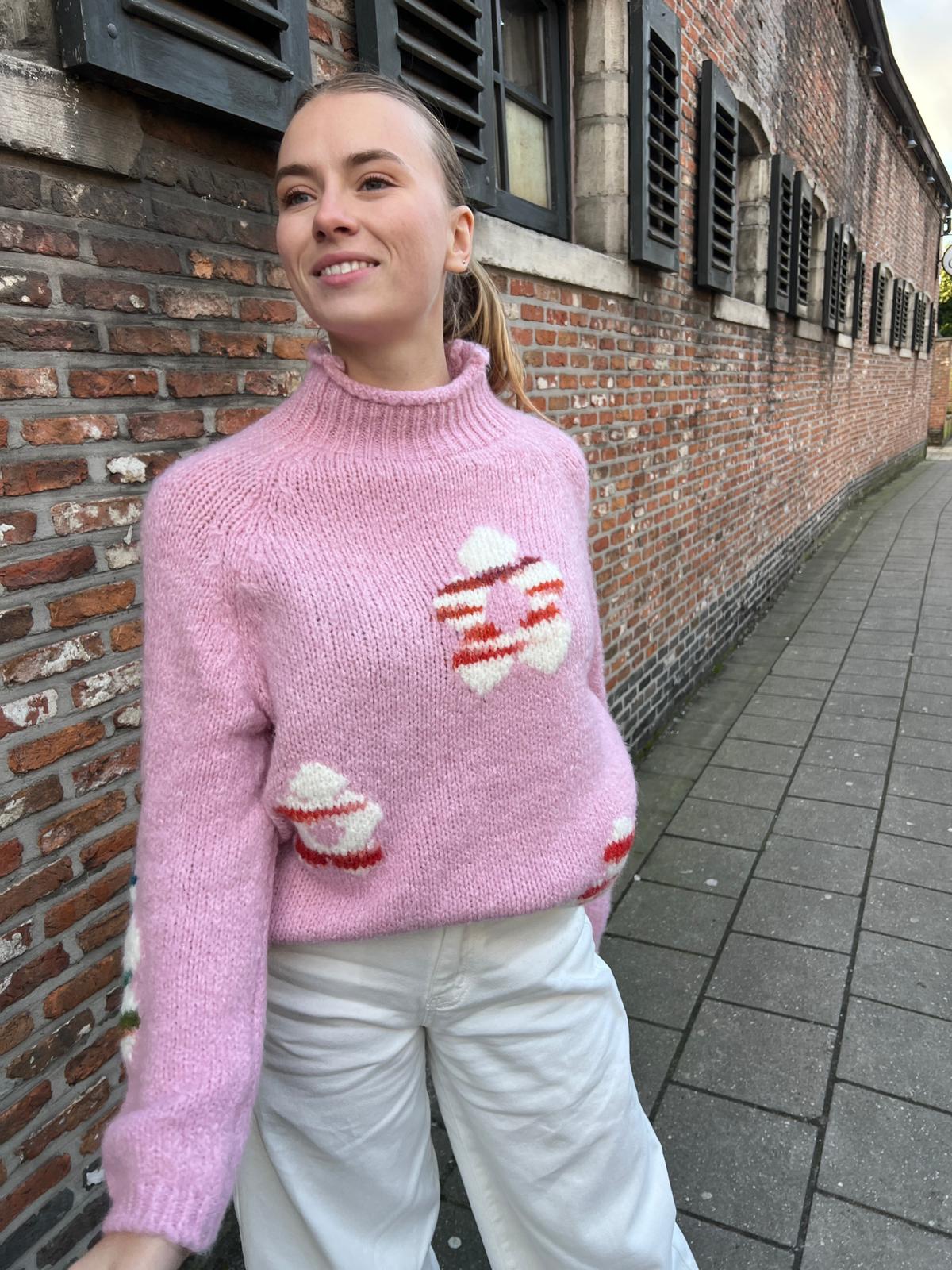 Image Morganne flower sweater roze